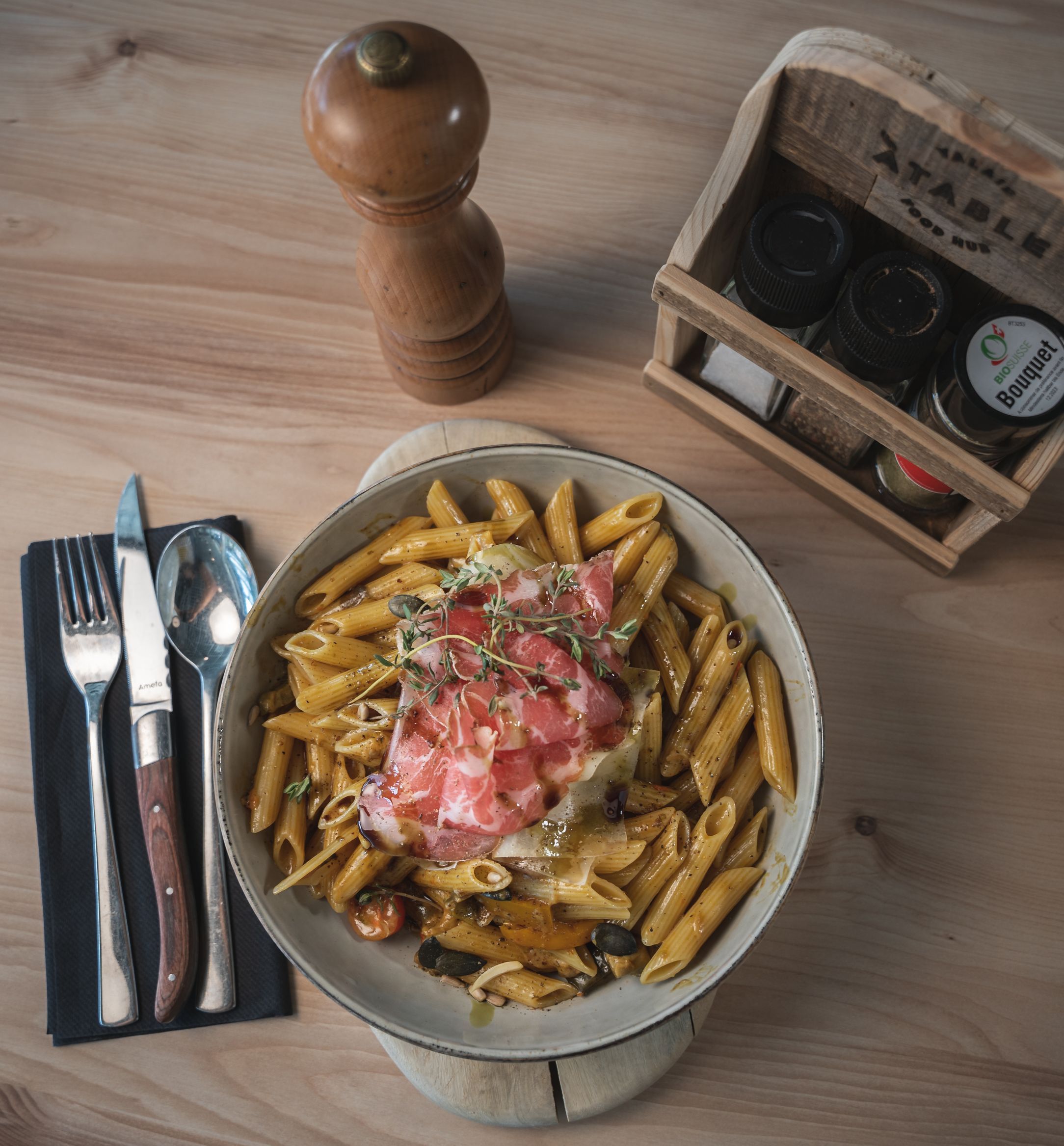 Bilder Restaurant - ATABLE -