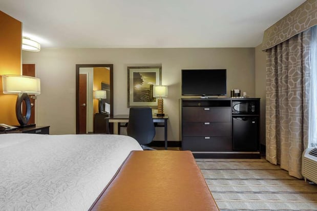 Images Hampton Inn & Suites Columbus