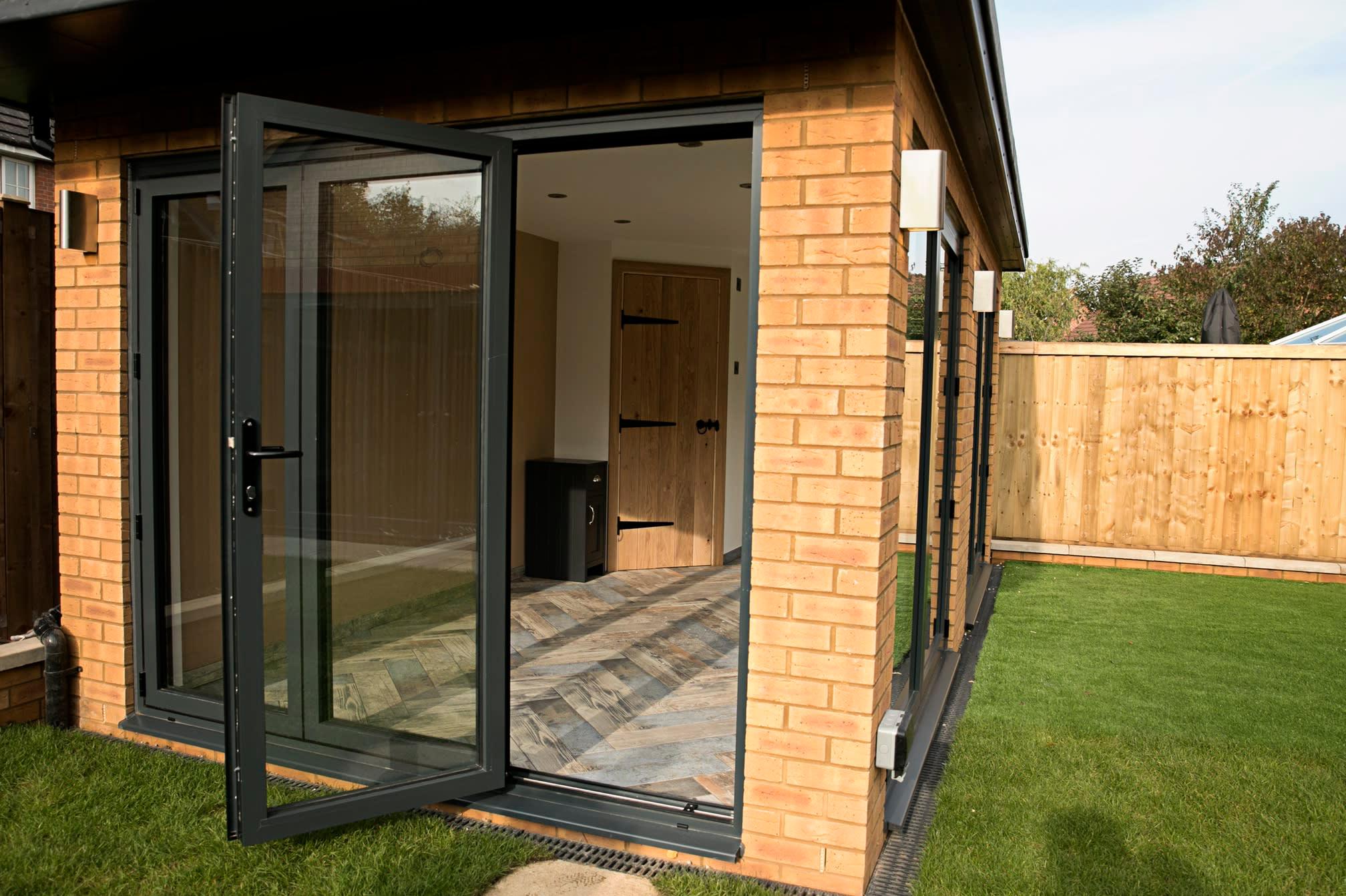Images Falcon Construction & Management Contractor