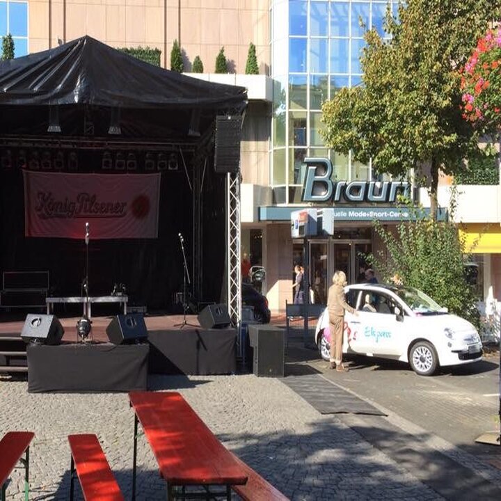 SC-Media-Rent, Auffeld 33 in Tönisvorst