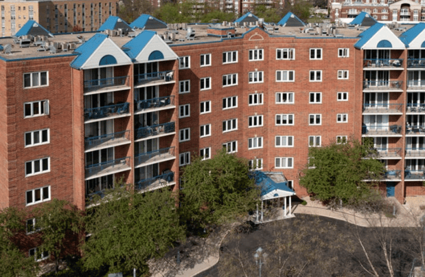 Images Caroline Gau, Realtor | North Shore Chicago