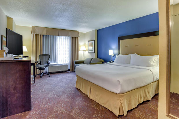 Images Holiday Inn Indianapolis Carmel, an IHG Hotel