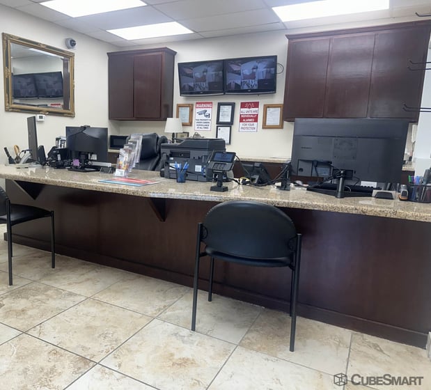 Images CubeSmart Self Storage