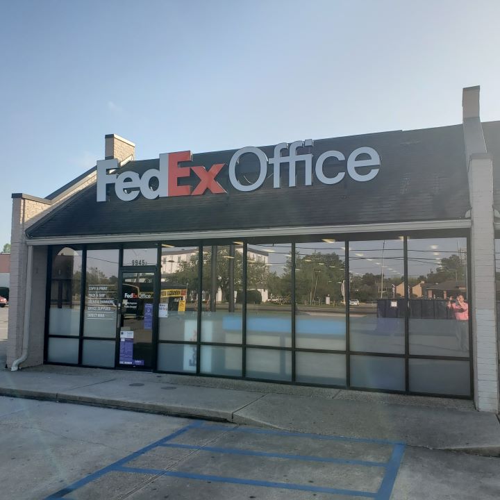 Exterior photo of FedEx Office location at 9945 Airline Hwy\t Print quickly and easily in the self-service area at the FedEx Office location 9945 Airline Hwy from email, USB, or the cloud\t FedEx Office Print & Go near 9945 Airline Hwy\t Shipping boxes and packing services available at FedEx Office 9945 Airline Hwy\t Get banners, signs, posters and prints at FedEx Office 9945 Airline Hwy\t Full service printing and packing at FedEx Office 9945 Airline Hwy\t Drop off FedEx packages near 9945 Airline Hwy\t FedEx shipping near 9945 Airline Hwy