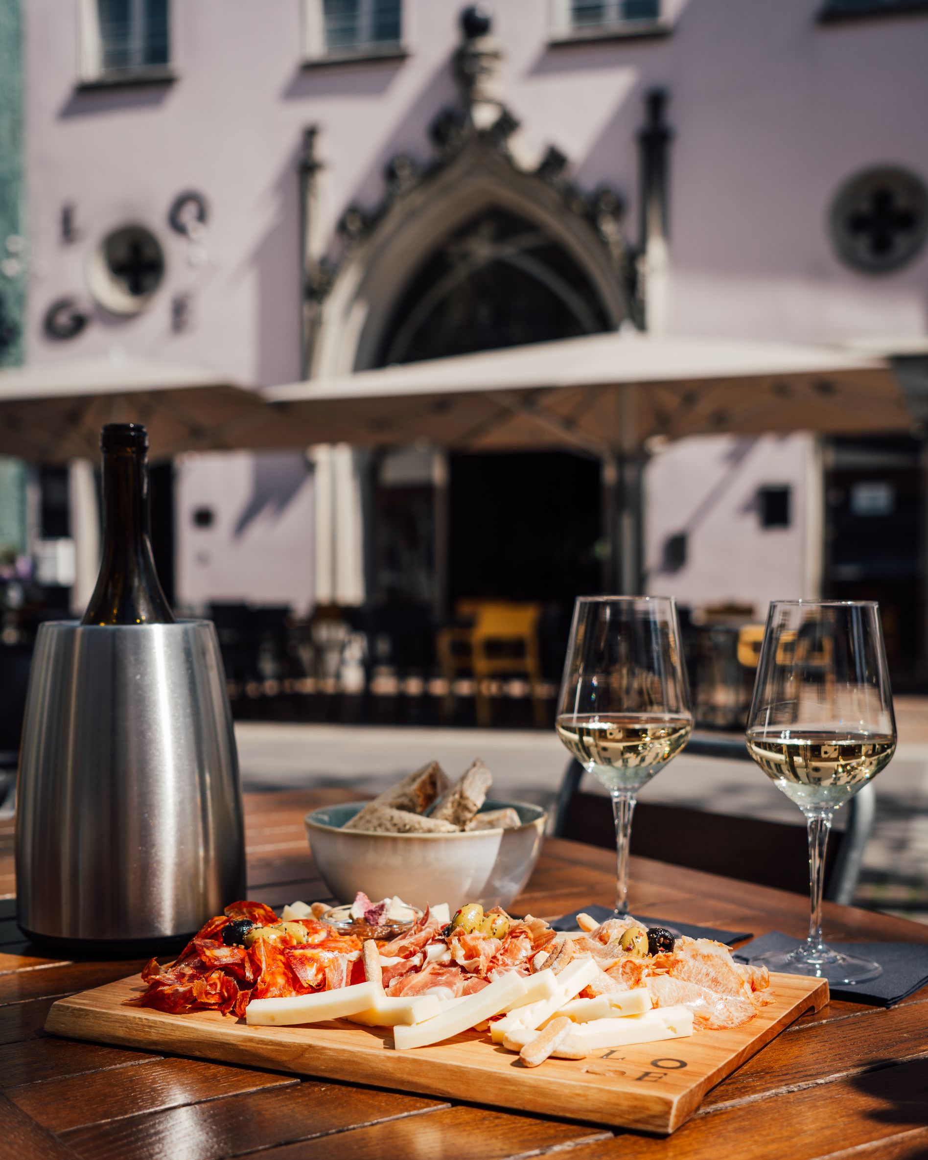 Bilder Hotel Kino Bar, Loge AG