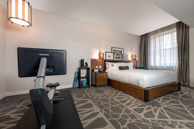 Images LondonHouse Chicago, Curio Collection by Hilton