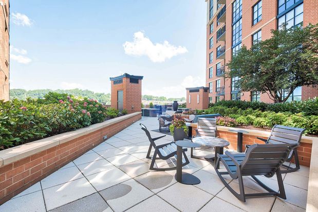 Images IO Piazza by Windsor Apartments