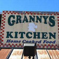 Granny's Kitchen Logo
