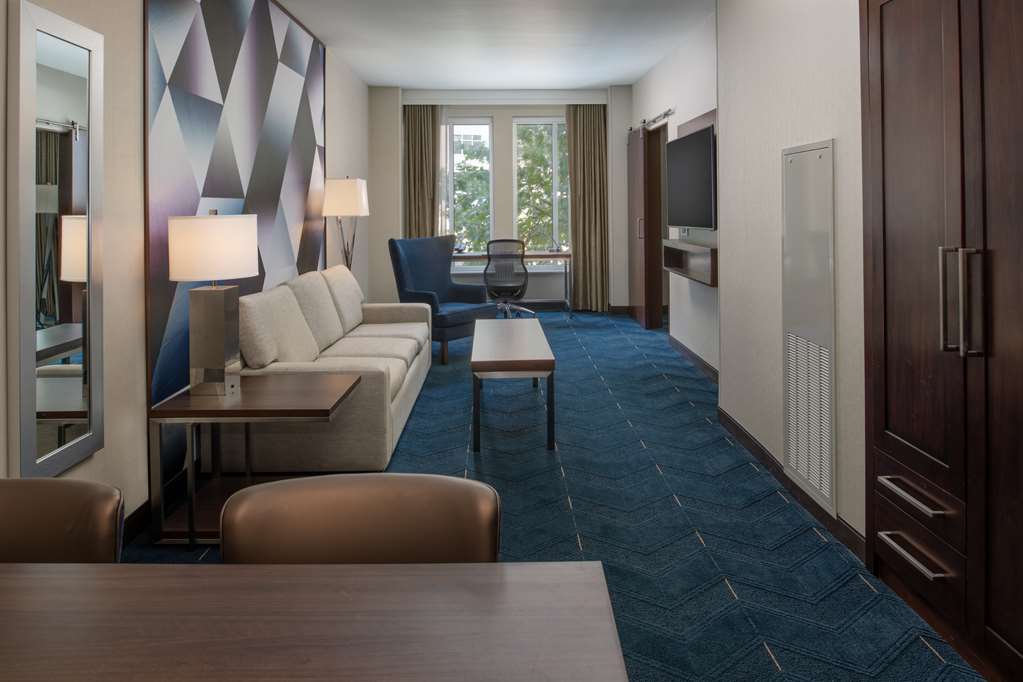 Guest room