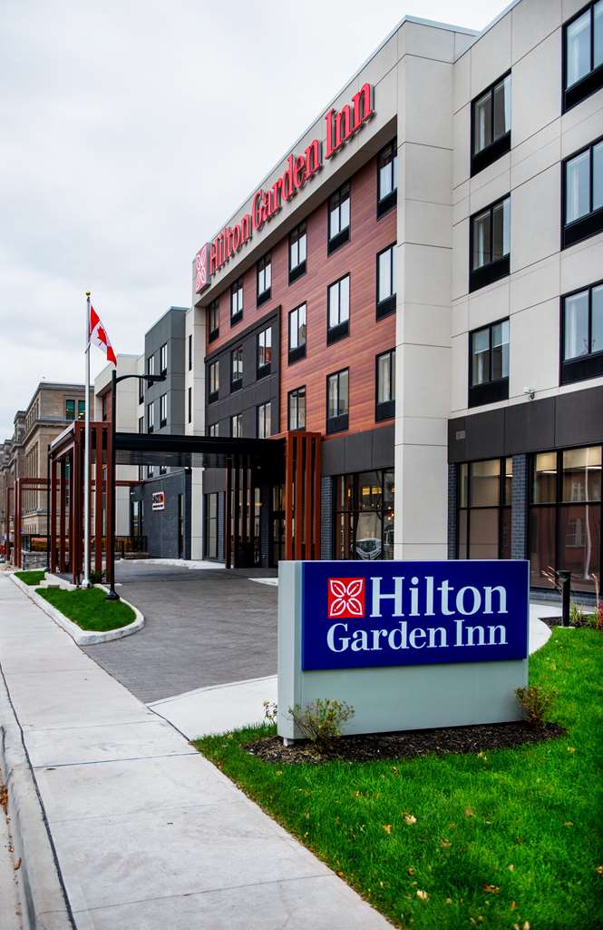 Images Hilton Garden Inn Moncton Downtown