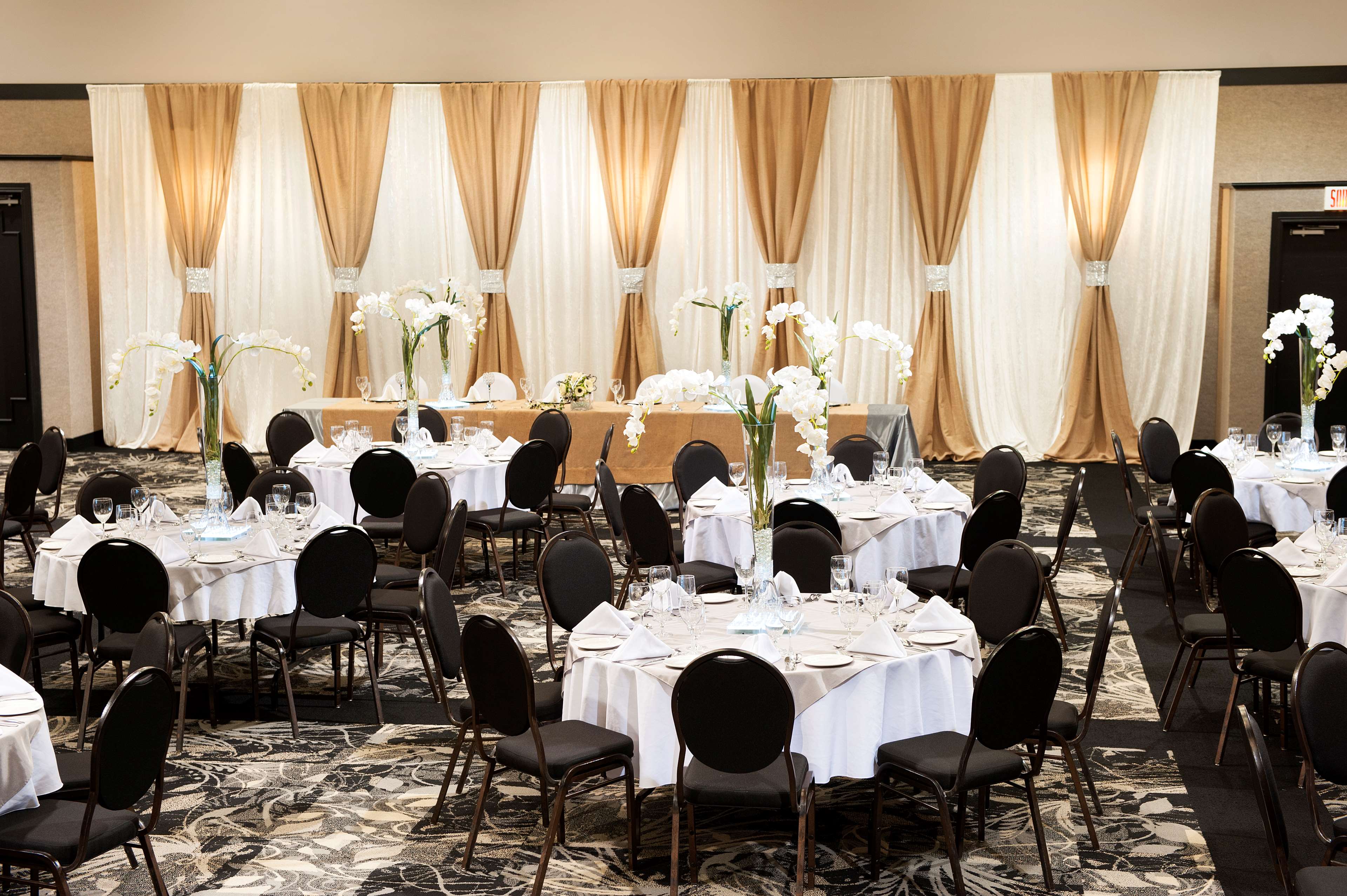 Banquet Room Best Western Hotel Universel Drummondville Drummondville (819)478-4971