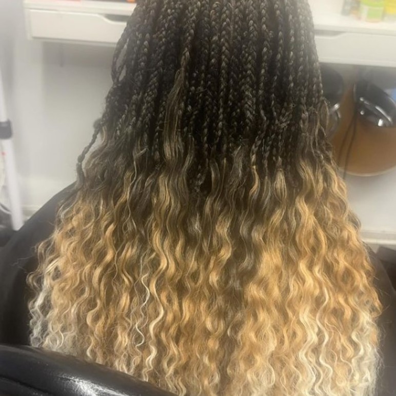 Images Faith Elegant Saloon