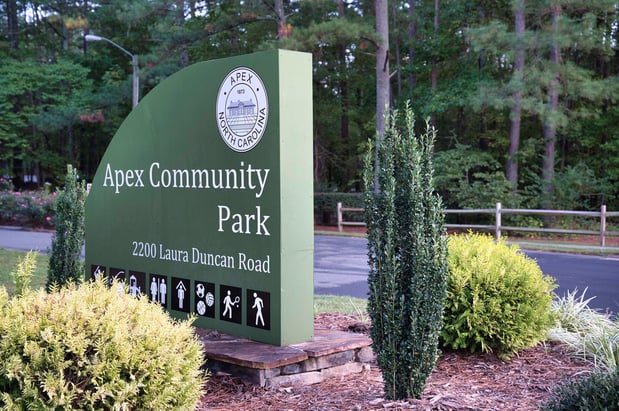 Images Camden Lake Pine Apartments