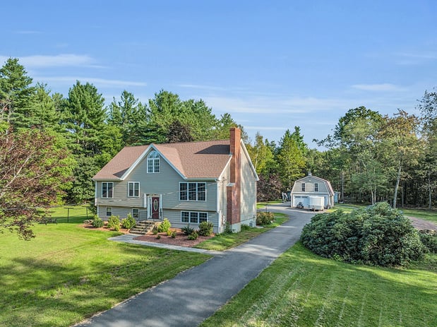 Images Angeline Gorham, REALTOR