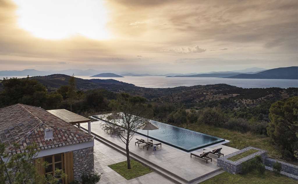 Amanzoe
