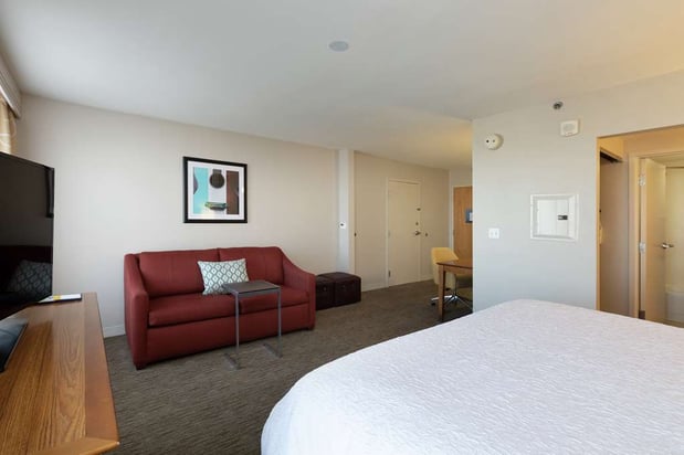 Images Hampton Inn & Suites Austin-Airport