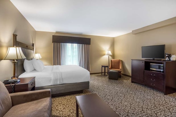 Images Best Western Plus Intercourse Village Inn & Suites