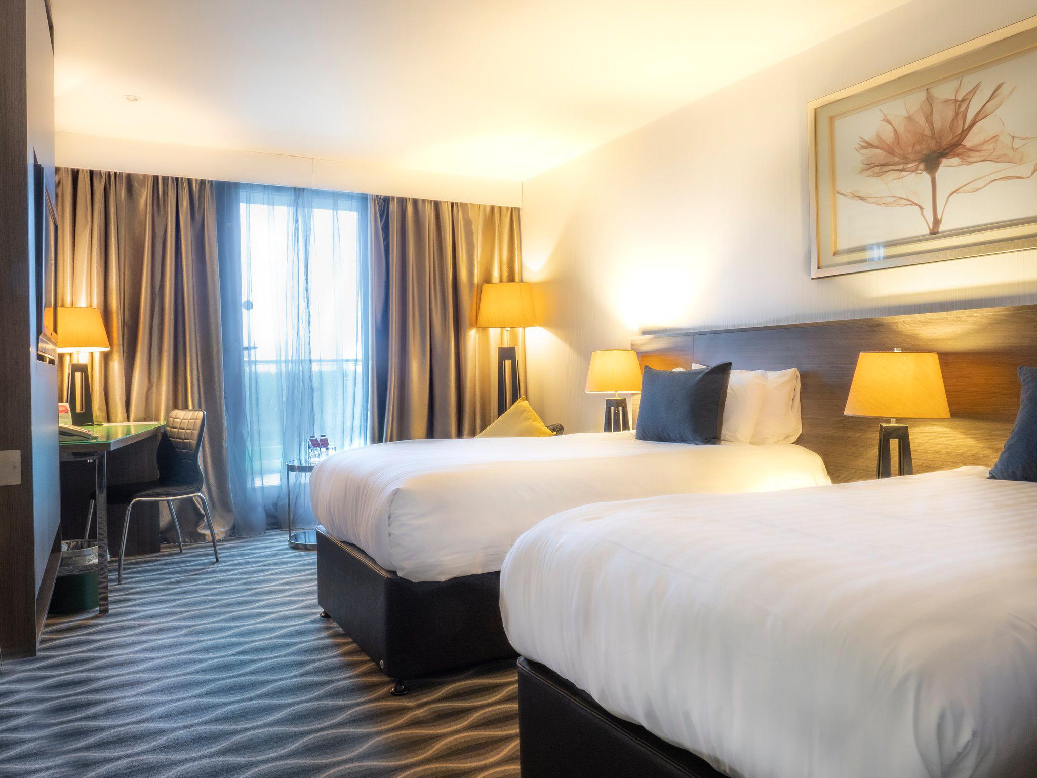 Images Crowne Plaza London - Kingston, an IHG Hotel