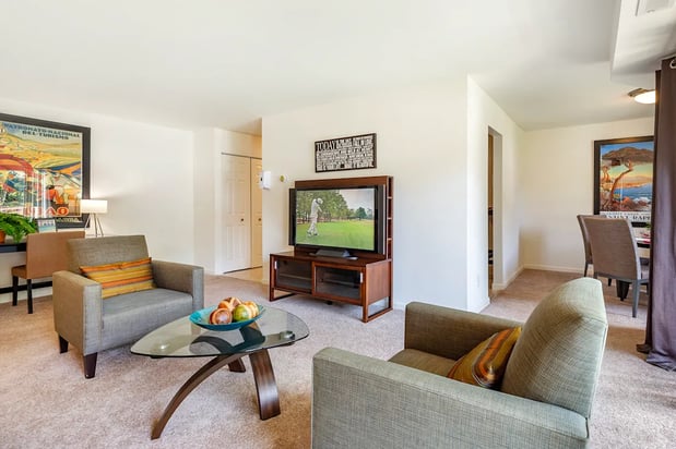 Images Annapolis Roads Apartments