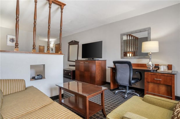 Images SureStay Plus by Best Western Greenwood