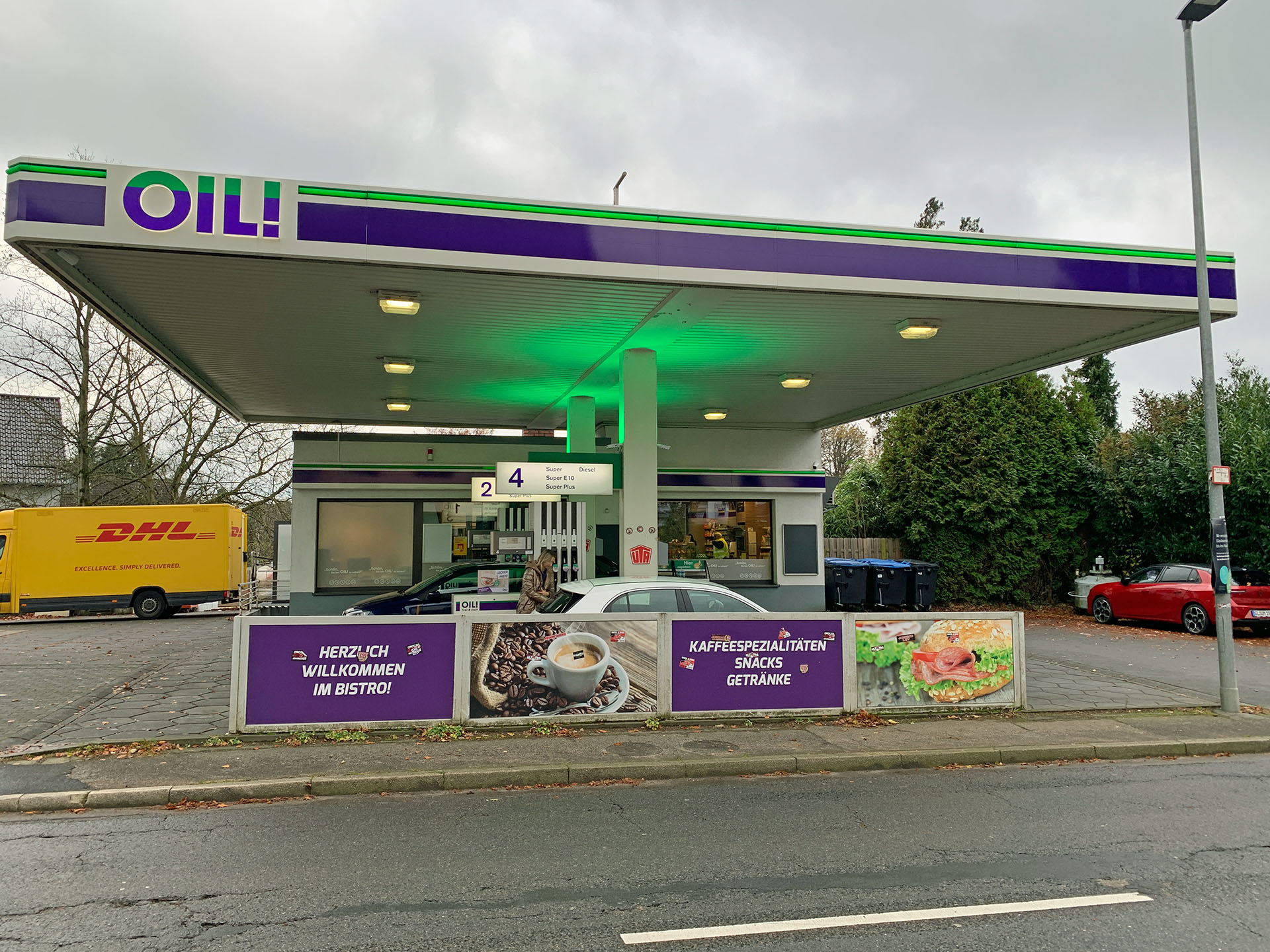 OIL! Tankstelle, Leverkusener Straße 41 in Bergisch Gladbach