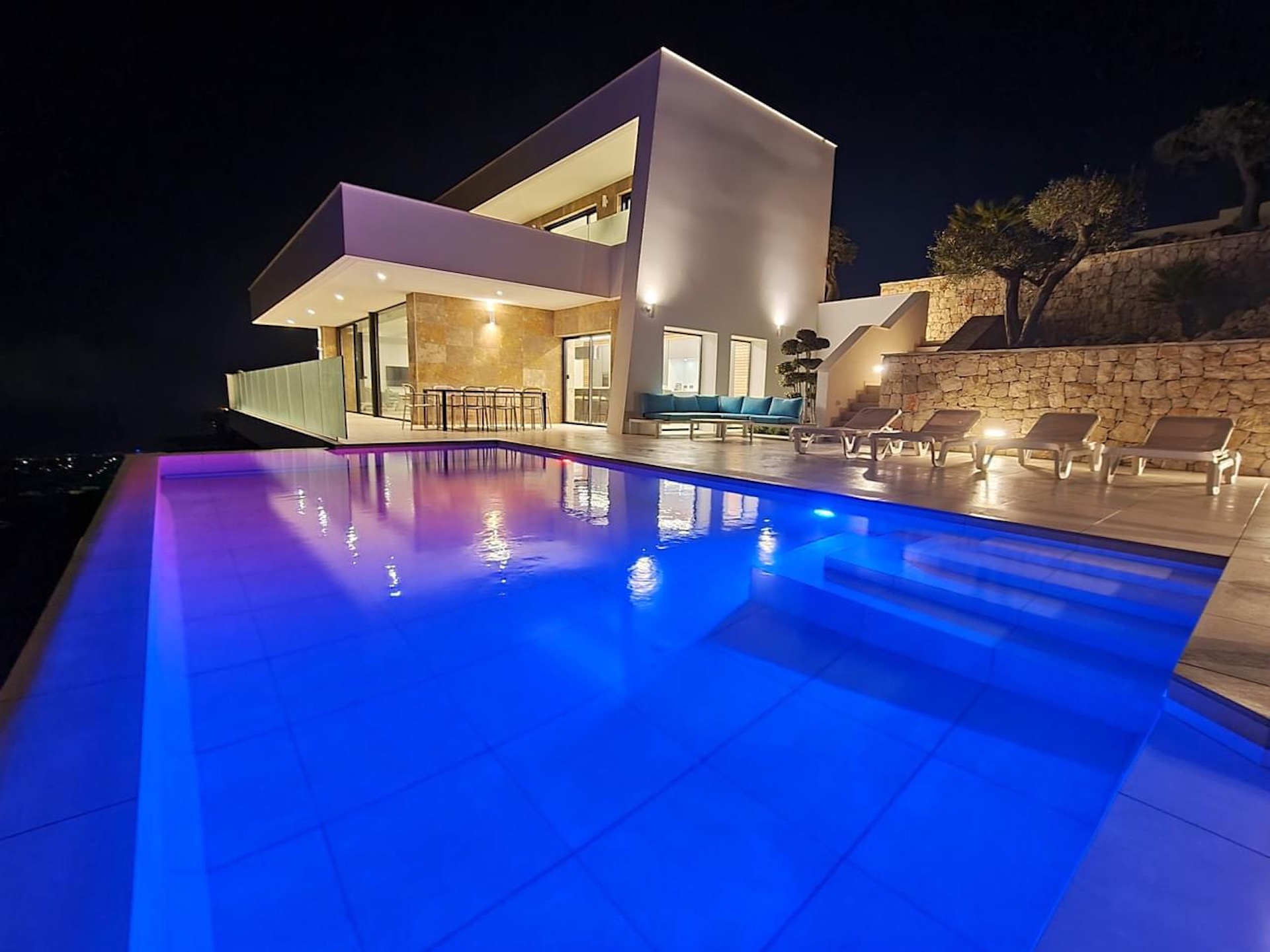 Images Azul Villa Properties