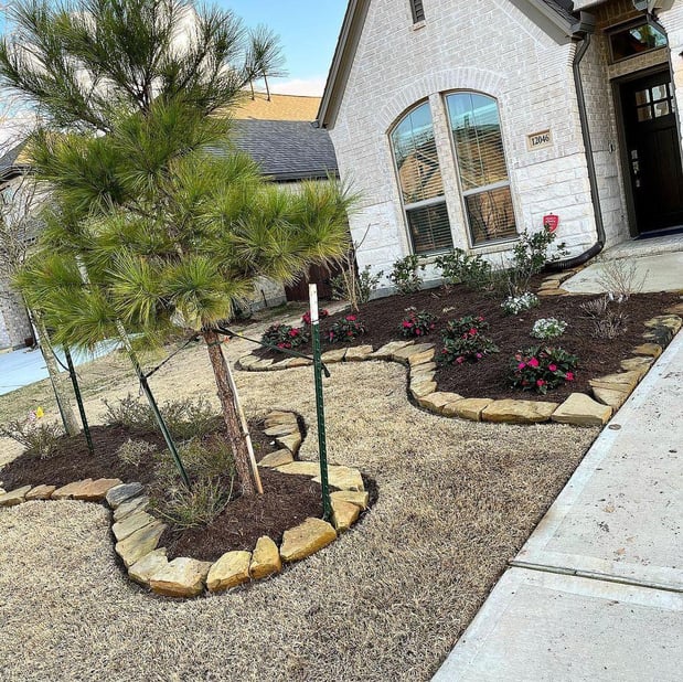 Images GQ Landscaping & Lawn Care Services