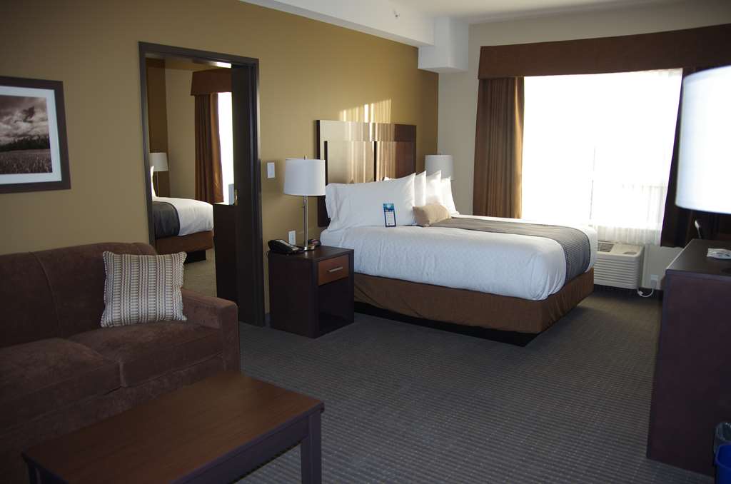 Images Best Western Plus Lacombe Inn & Suites