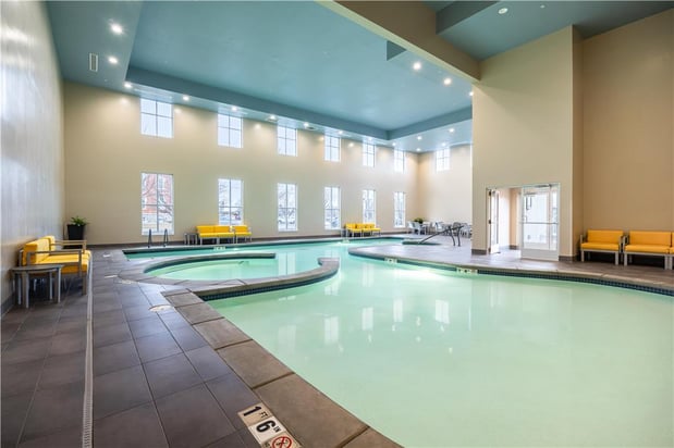 Images Hampton Inn & Suites Logan
