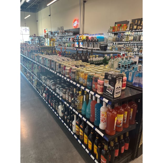 Images Unique Liquor