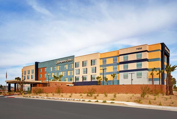 Images Hampton Inn Las Vegas Strip South
