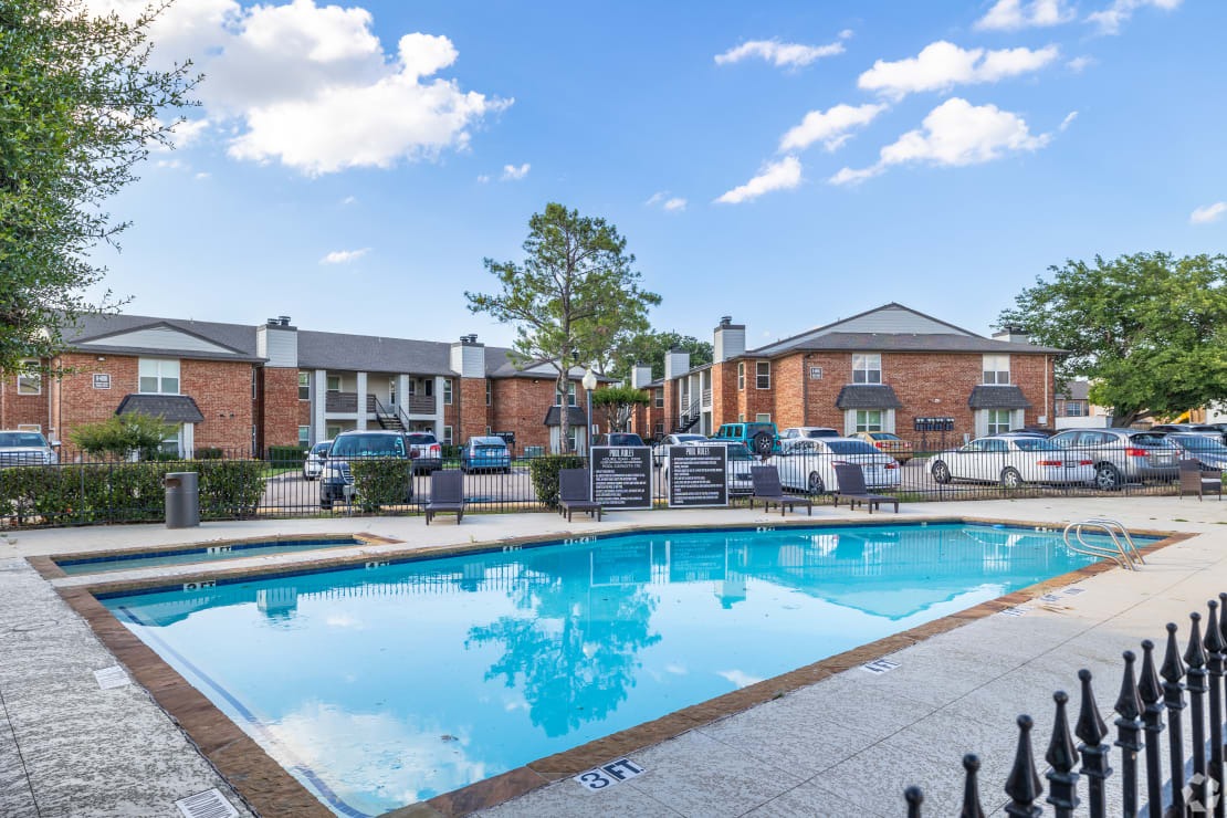 Sparkling Pool