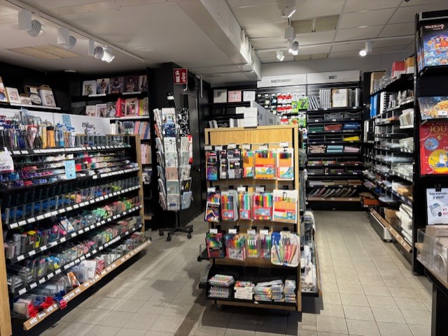 Images Suomalainen Kirjakauppa Helsinki Munkkivuoren ostoskeskus