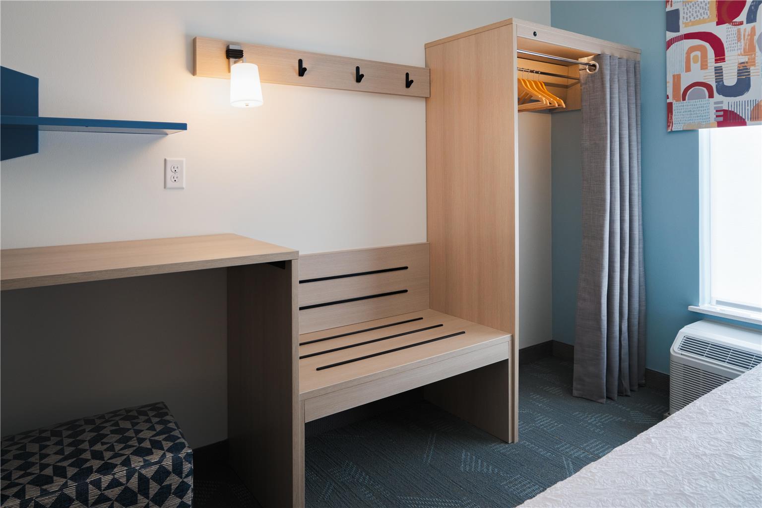 Guest room
