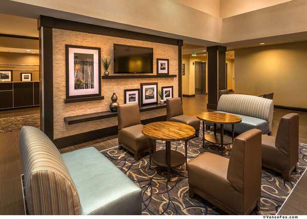 Images Hampton Inn & Suites Reno