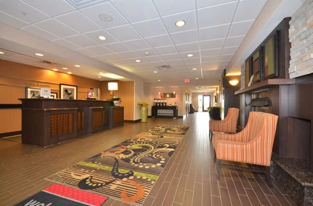 Images Hampton Inn & Suites Tulsa/Catoosa