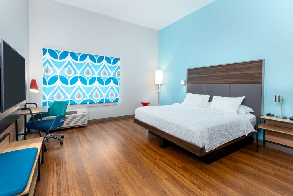 Guest room