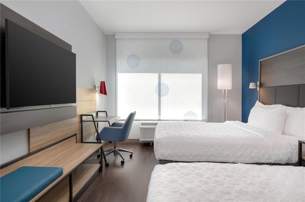 Images Tru by Hilton Brunswick