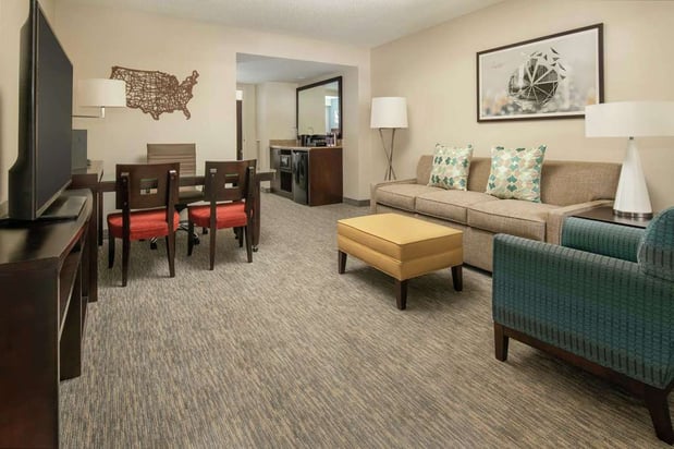 Images Embassy Suites by Hilton Seattle Tacoma International Airport