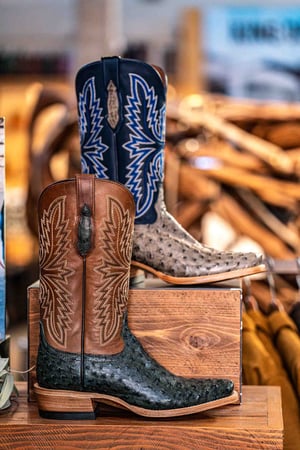 Images Ariat Brand Shop