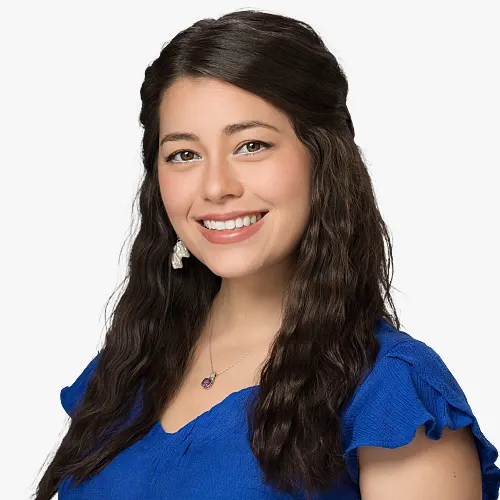 Laina Bieniek, APRN