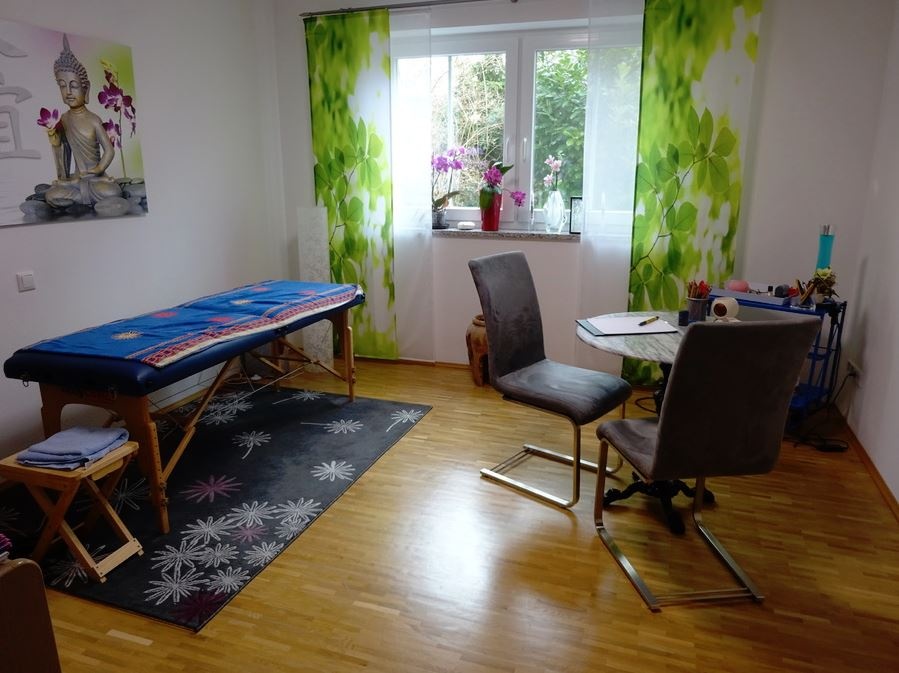 Claudia Stenger, Hagenbacher Str. 25 in München