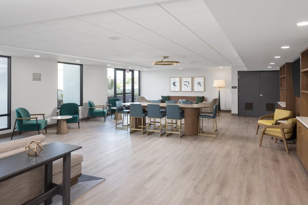 Images Holiday Inn & Suites Monterey Park - Los Angeles by IHG
