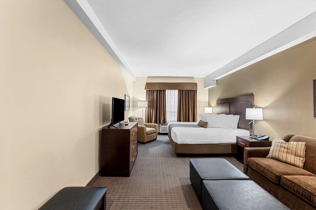 Images Best Western Plus Lacombe Inn & Suites