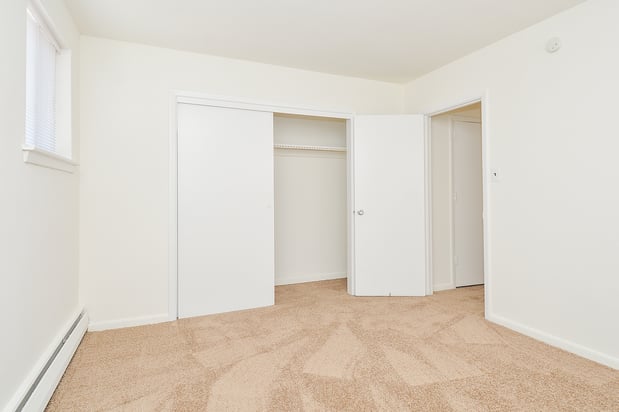 Images Woodview Apartments