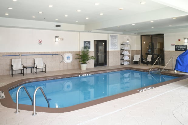 Images Holiday Inn Oklahoma City Airport by IHG
