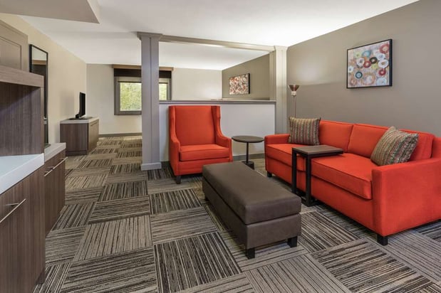 Images Hilton Garden Inn Syracuse