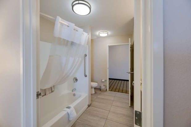 Images Best Western North Bryant Inn