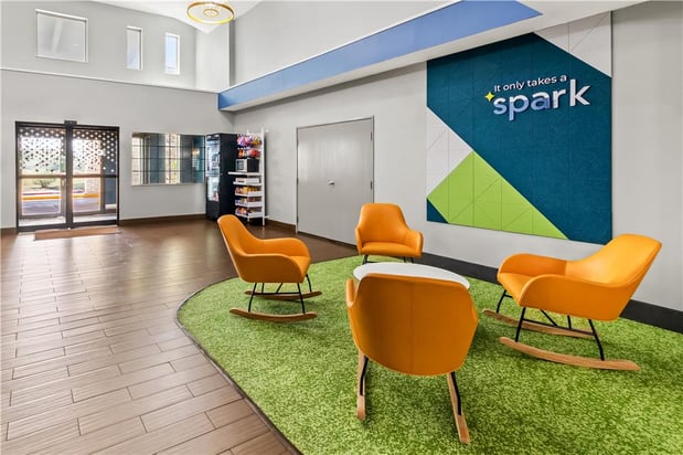Images Spark by Hilton Round Rock