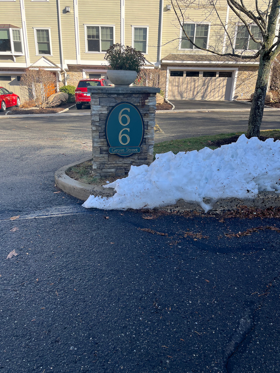Ridgefield Aesthetics offers advanced aesthetic treatments, including dermal fillers, laser skin revitalization, and body contouring, led by Dr. Zina Boutaeva and her expert team. Prioritizing comfort, safety, and personalized care, they help clients achieve radiant skin and enhanced confidence. Visit us near downtown Ridgefield, CT.